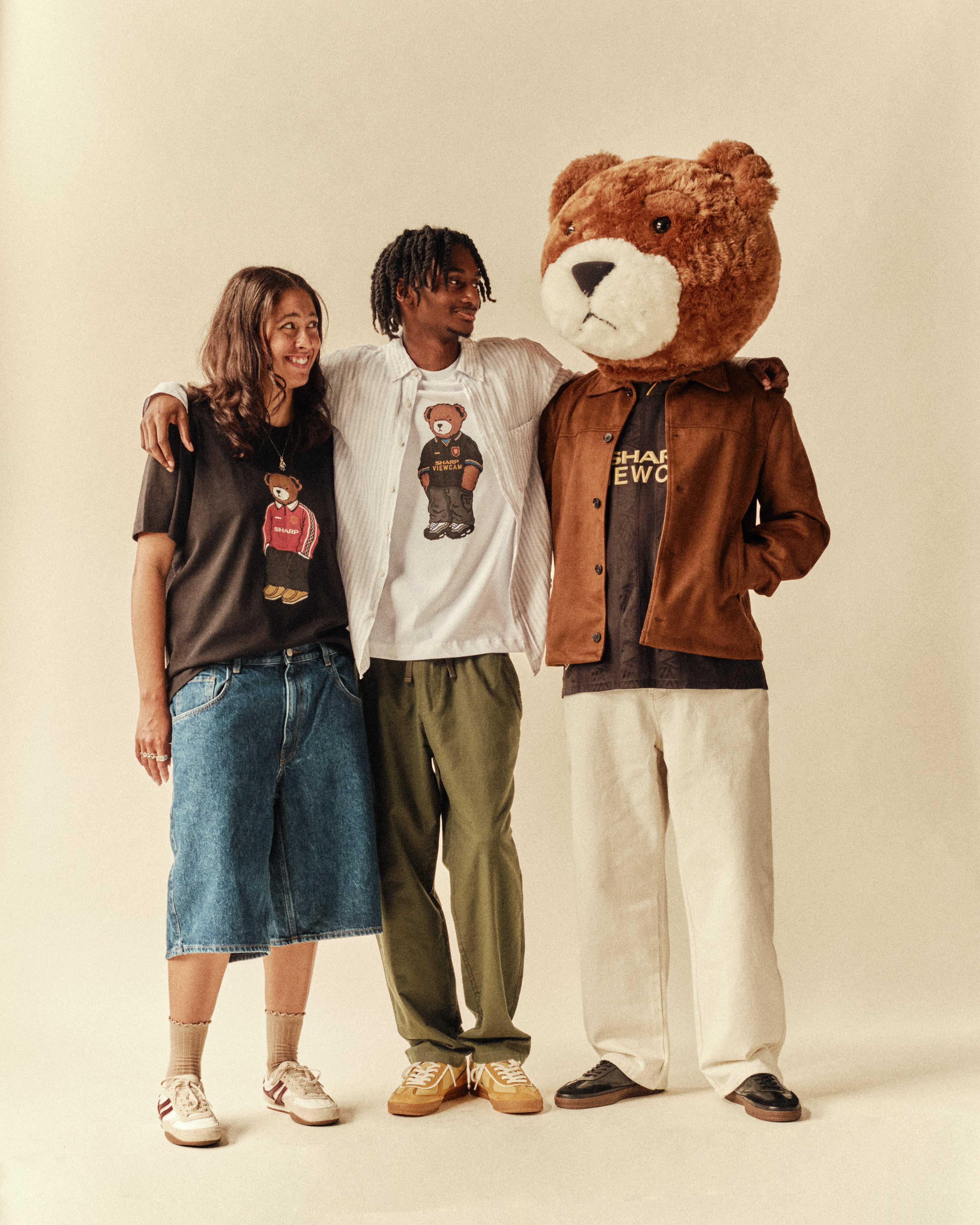 AOF United Away Pickles Tee | Black T-shirt | Art of Football